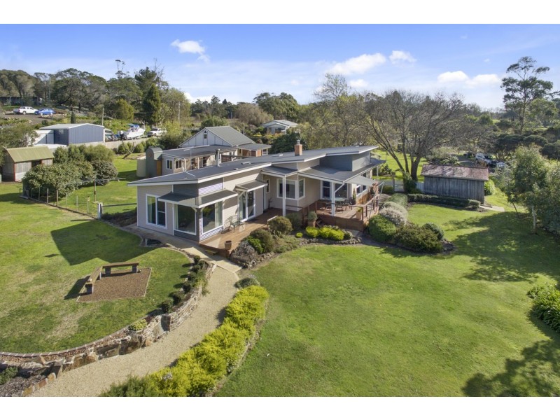 54 West Bay Road, Rowella TAS 7270