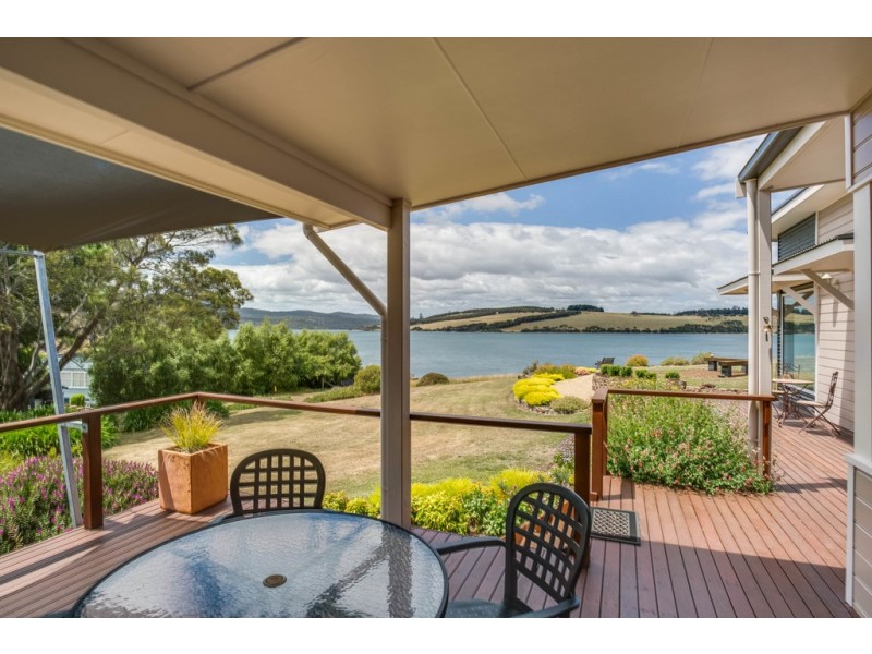 54 West Bay Road, Rowella TAS 7270