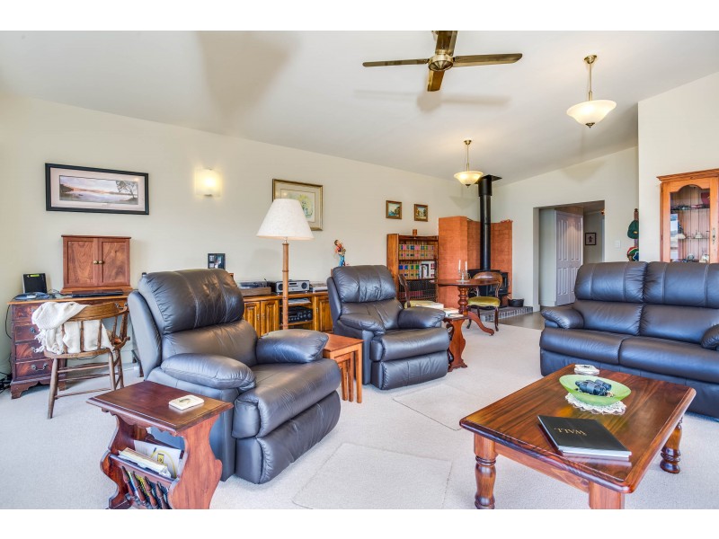 54 West Bay Road, Rowella TAS 7270