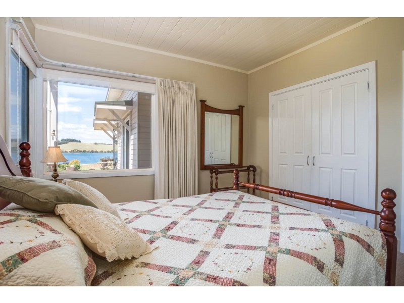 54 West Bay Road, Rowella TAS 7270