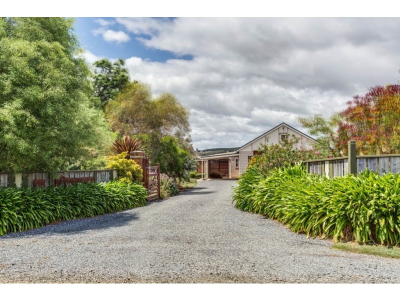 54 West Bay Road, Rowella TAS 7270