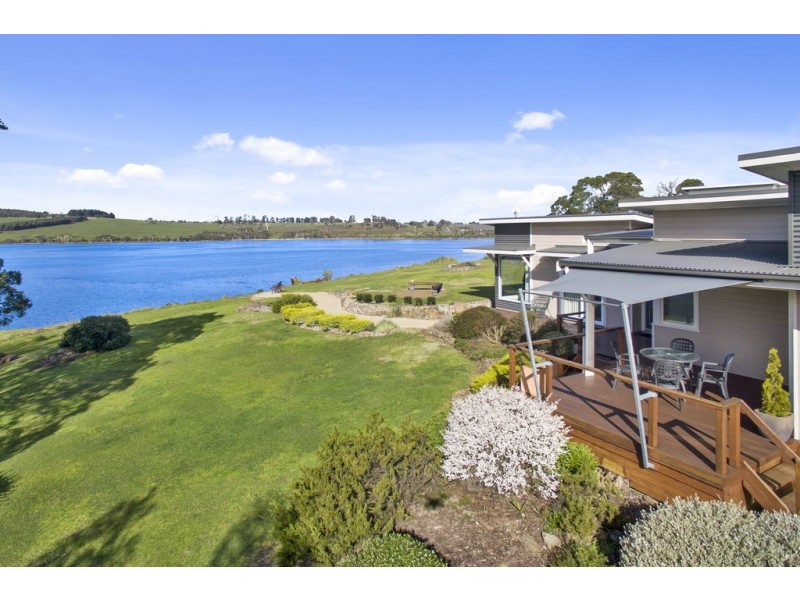54 West Bay Road, Rowella TAS 7270