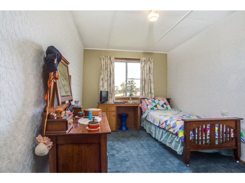 2910 West Tamar Highway, Loira TAS 7275