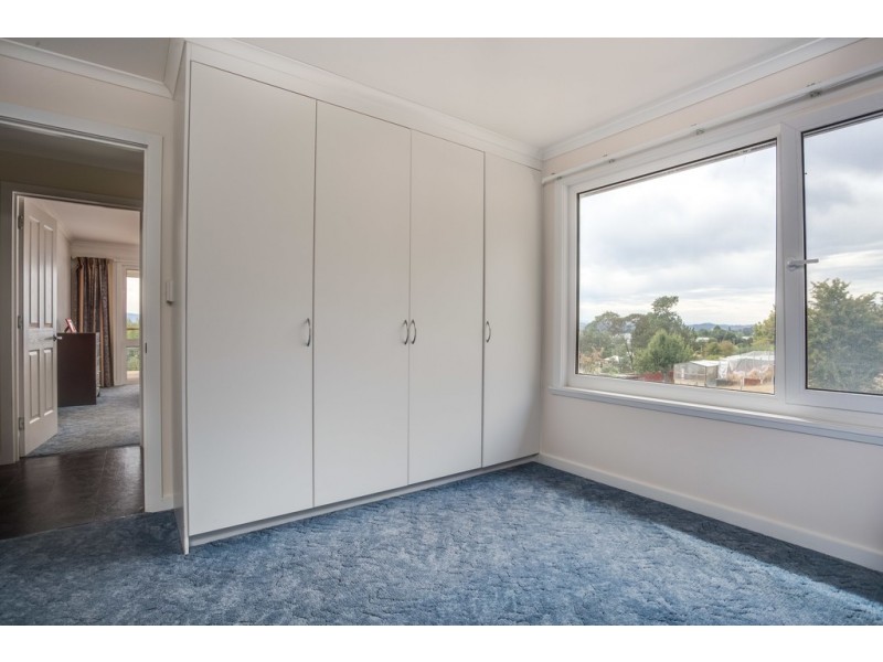 11 Bolton Street, Beaconsfield TAS 7270