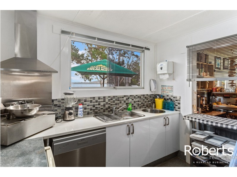 205 Paper Beach Rd, Swan Point TAS 7275