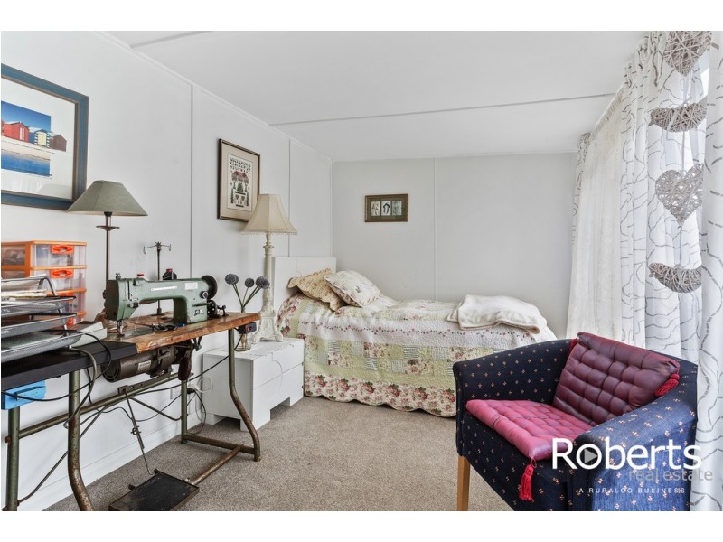 205 Paper Beach Rd, Swan Point TAS 7275