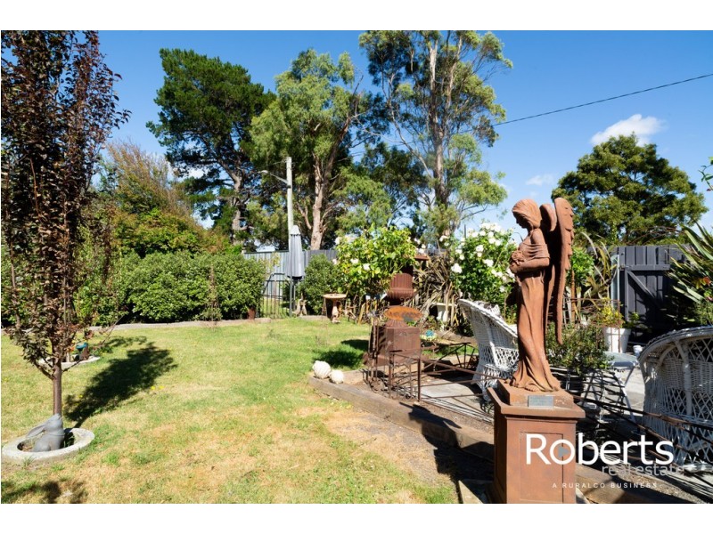 205 Paper Beach Rd, Swan Point TAS 7275
