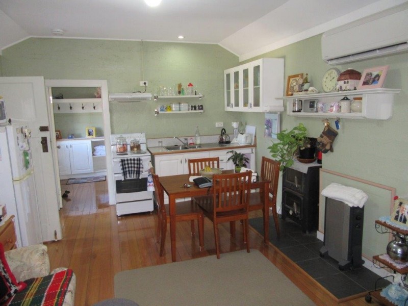 5 Kemps Parade, Beauty Point TAS 7270
