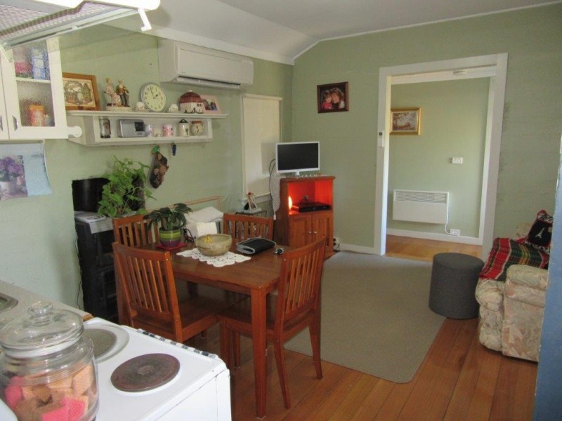 5 Kemps Parade, Beauty Point TAS 7270