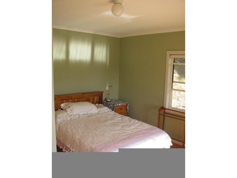 5 Kemps Parade, Beauty Point TAS 7270