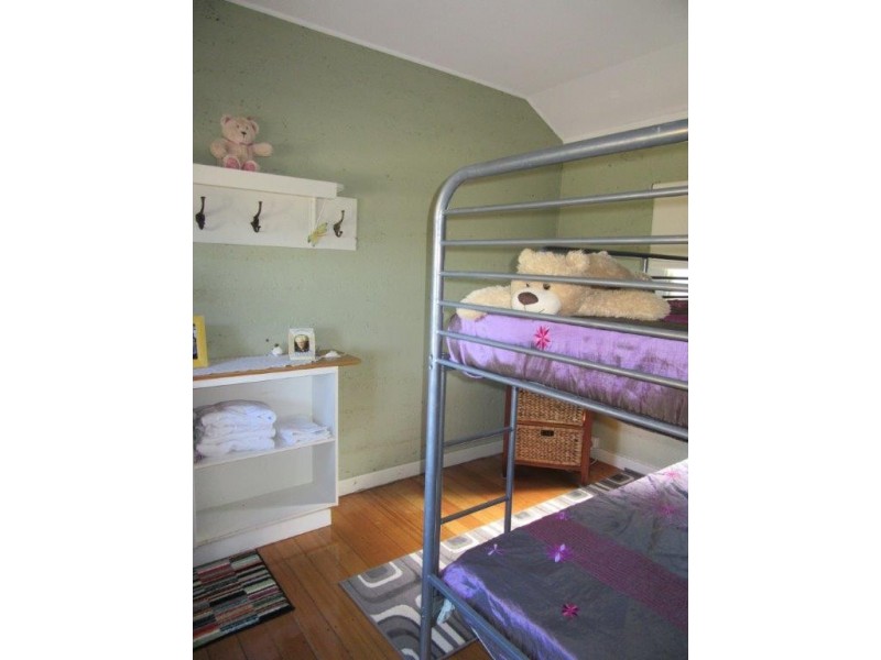 5 Kemps Parade, Beauty Point TAS 7270