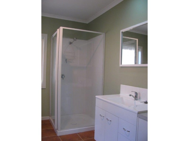 5 Kemps Parade, Beauty Point TAS 7270