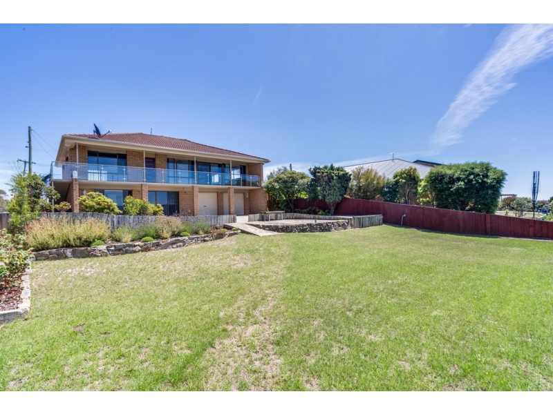 142 Oxford Street, Beauty Point TAS 7270
