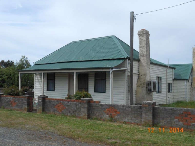 14 Cornwall Street, Beaconsfield TAS 7270