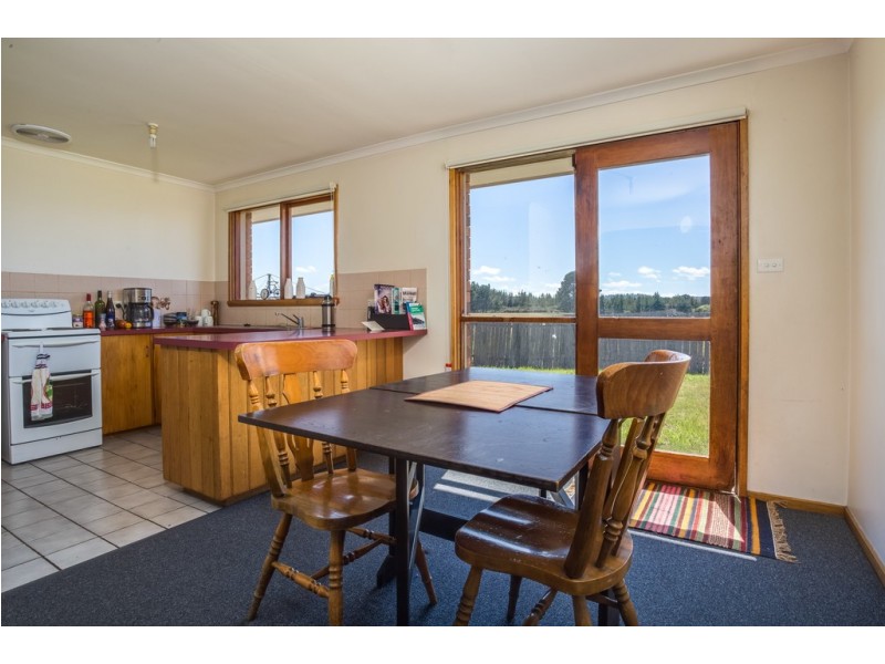 2/212 Weld Street, Beaconsfield TAS 7270