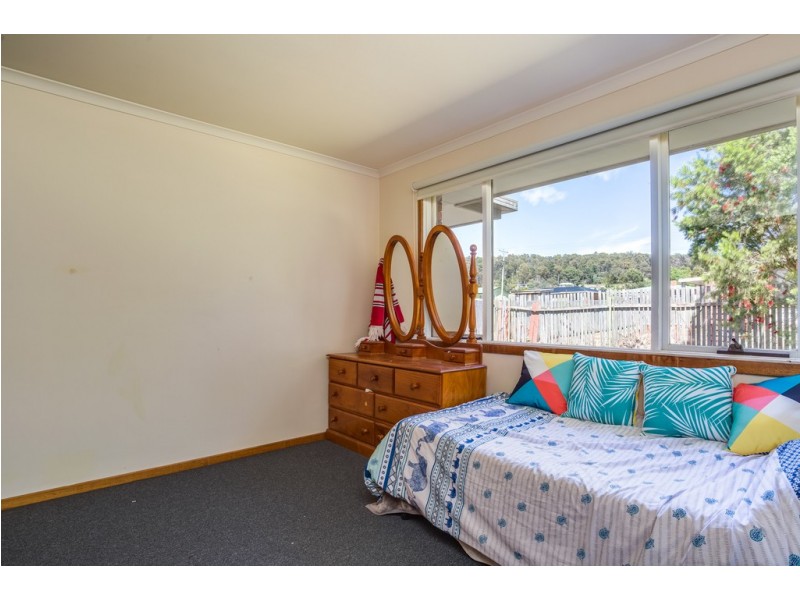 2/212 Weld Street, Beaconsfield TAS 7270