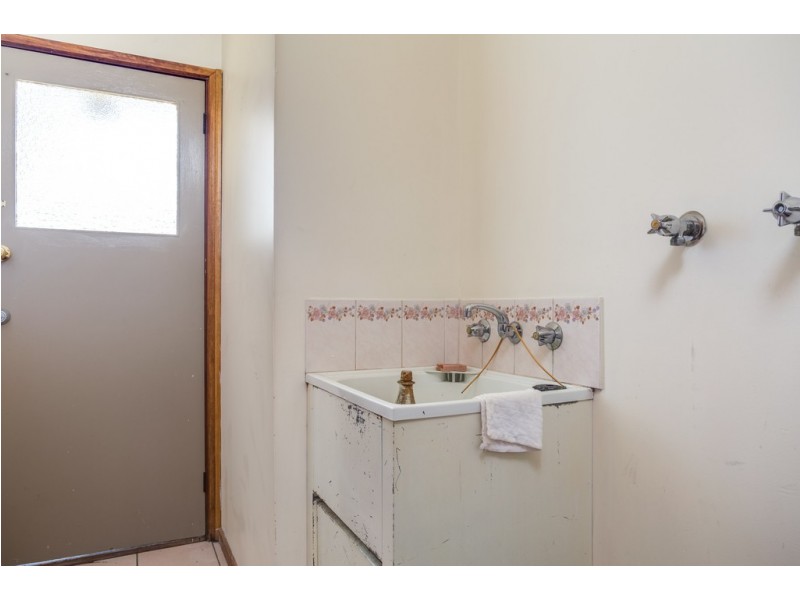 2/212 Weld Street, Beaconsfield TAS 7270