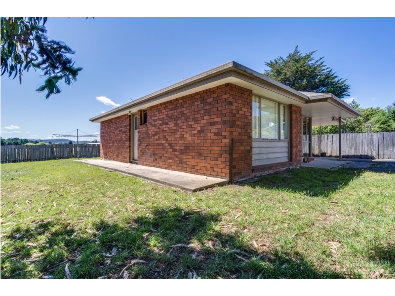 2/212 Weld Street, Beaconsfield TAS 7270