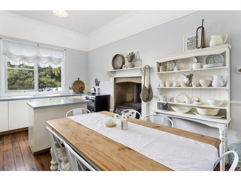61 Weld Street, Beaconsfield TAS 7270