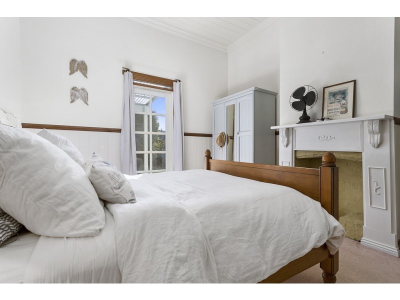 61 Weld Street, Beaconsfield TAS 7270