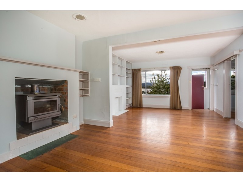 127 Gravelly Beach Road, Blackwall TAS 7275