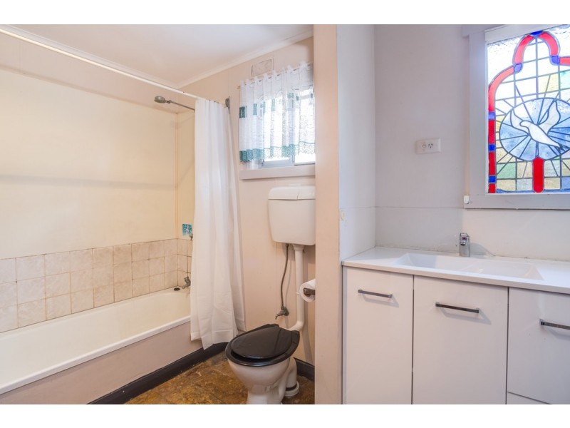 127 Gravelly Beach Road, Blackwall TAS 7275