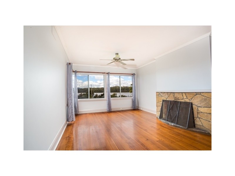 127 Gravelly Beach Road, Blackwall TAS 7275