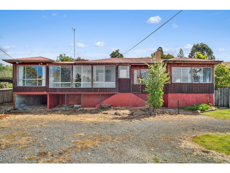 127 Gravelly Beach Road, Blackwall TAS 7275