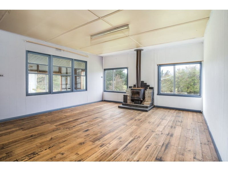 3 Lewis Street, Beaconsfield TAS 7270