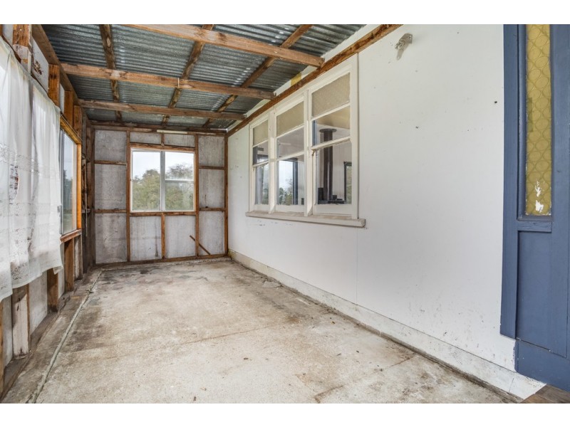 3 Lewis Street, Beaconsfield TAS 7270