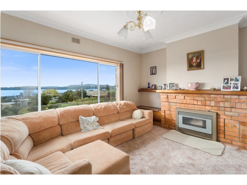 19 Napier Street, Beauty Point TAS 7270