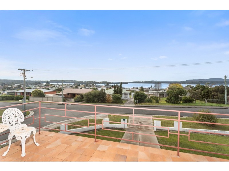 19 Napier Street, Beauty Point TAS 7270