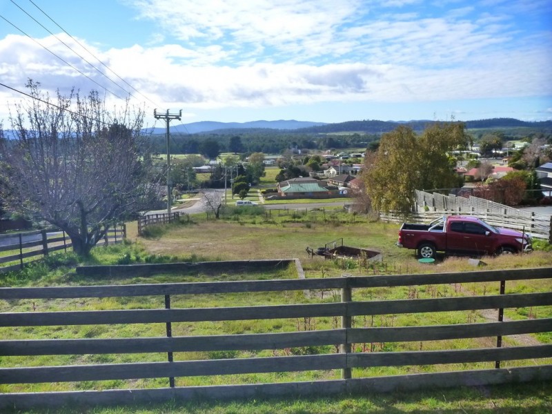 40 Brooklyn Street, Beaconsfield TAS 7270