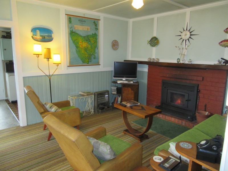 158 Charles Street, Beauty Point TAS 7270