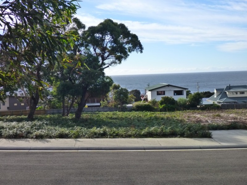 110 Top Road West, Greens Beach TAS 7270