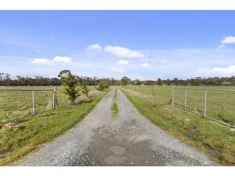 201 Bowens Jetty Road, Beaconsfield TAS 7270