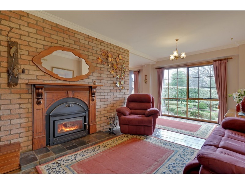 1 Old Coach Road, Gravelly Beach TAS 7276