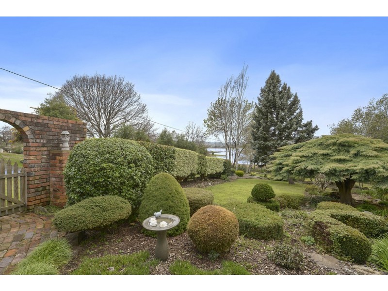 1 Old Coach Road, Gravelly Beach TAS 7276