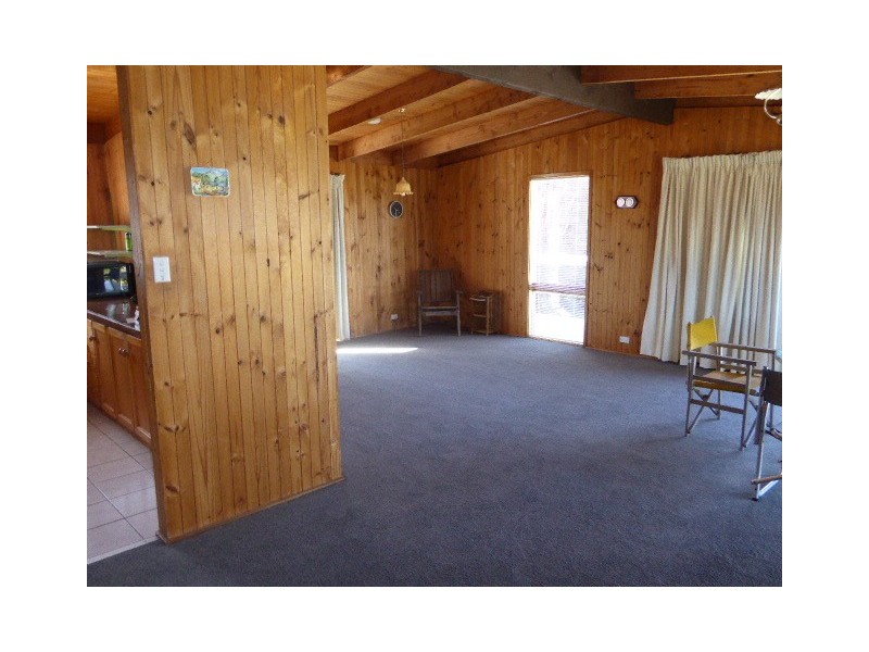25 Bluff Road, Flinders Island TAS 7255