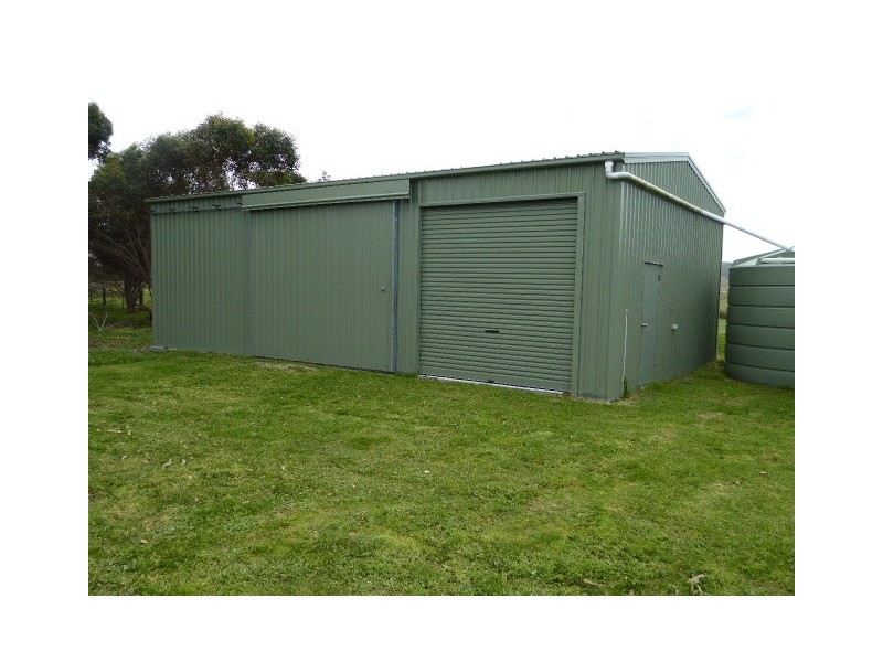25 Bluff Road, Flinders Island TAS 7255