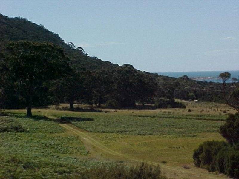 . . Killiecrankie Road, Flinders Island TAS 7255