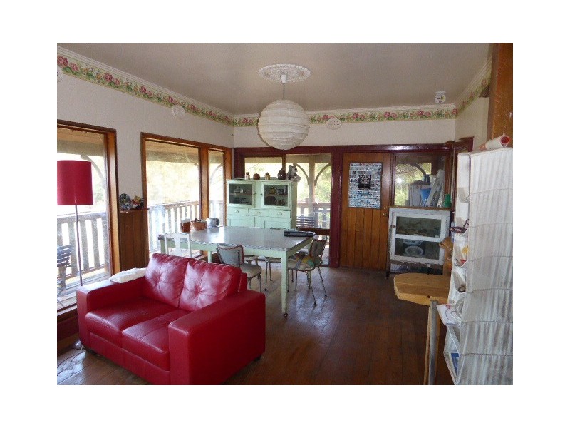 640 West End Road, Leeka, Flinders Island TAS 7255