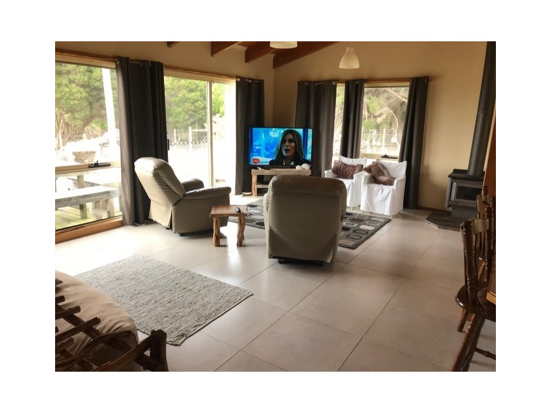 565 West End Road, Leeka TAS 7255