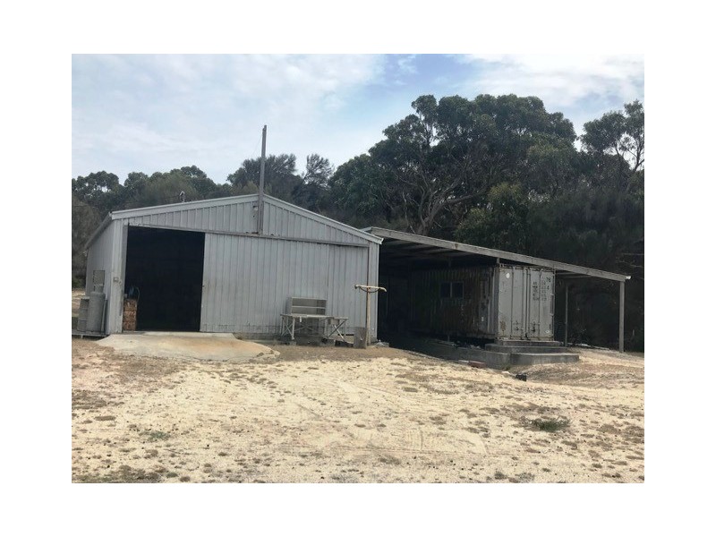 565 West End Road, Leeka TAS 7255