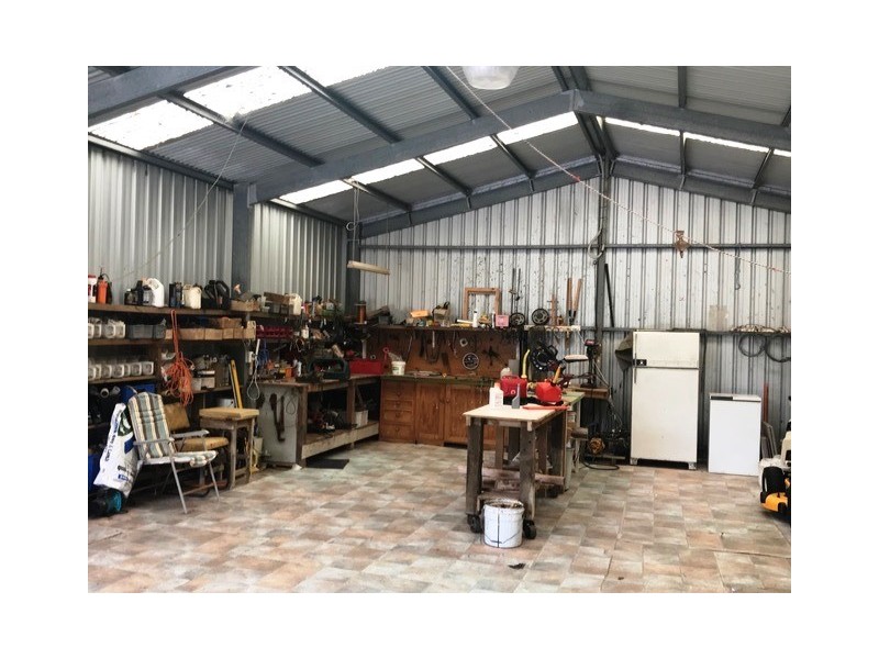 565 West End Road, Leeka TAS 7255