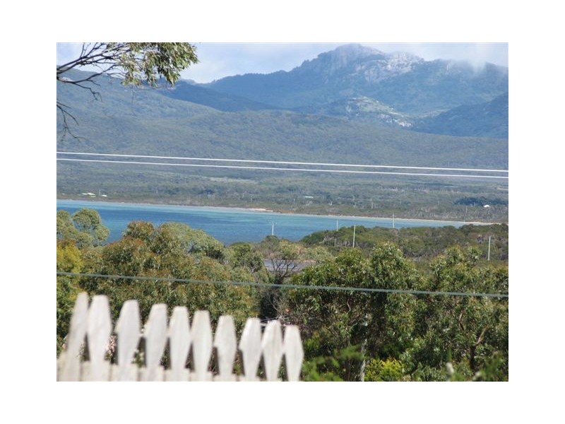 2 Gunter Street, Lady Barron, Flinders Island TAS 7255