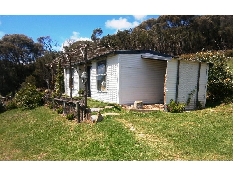 377 Killiecrankie Road, Killiecrankie TAS 7255
