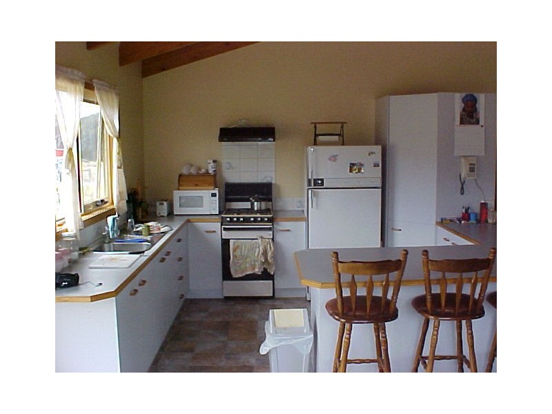 565 West End Road, Flinders Island TAS 7255