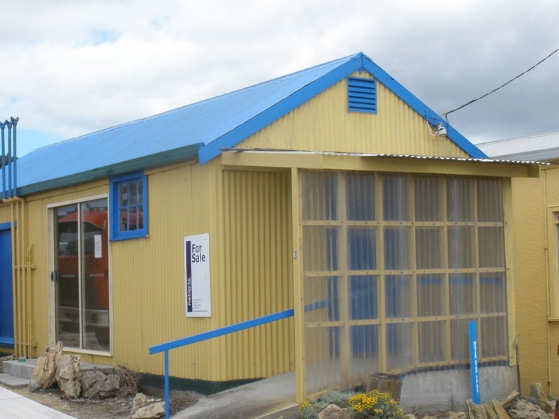 3 Robert Street, Flinders Island TAS 7255