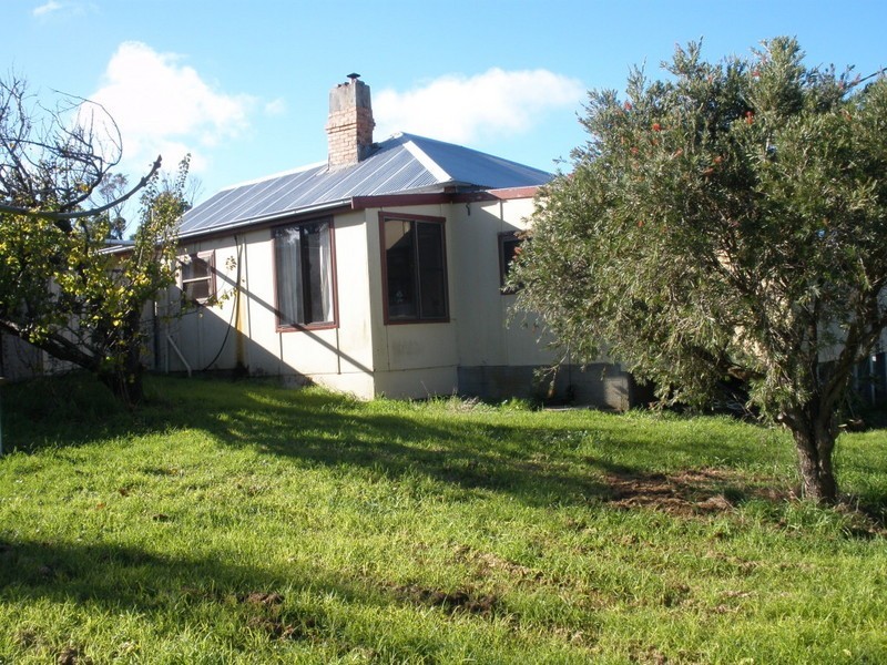 17 Main Street, Lady Barron, Flinders Island TAS 7255